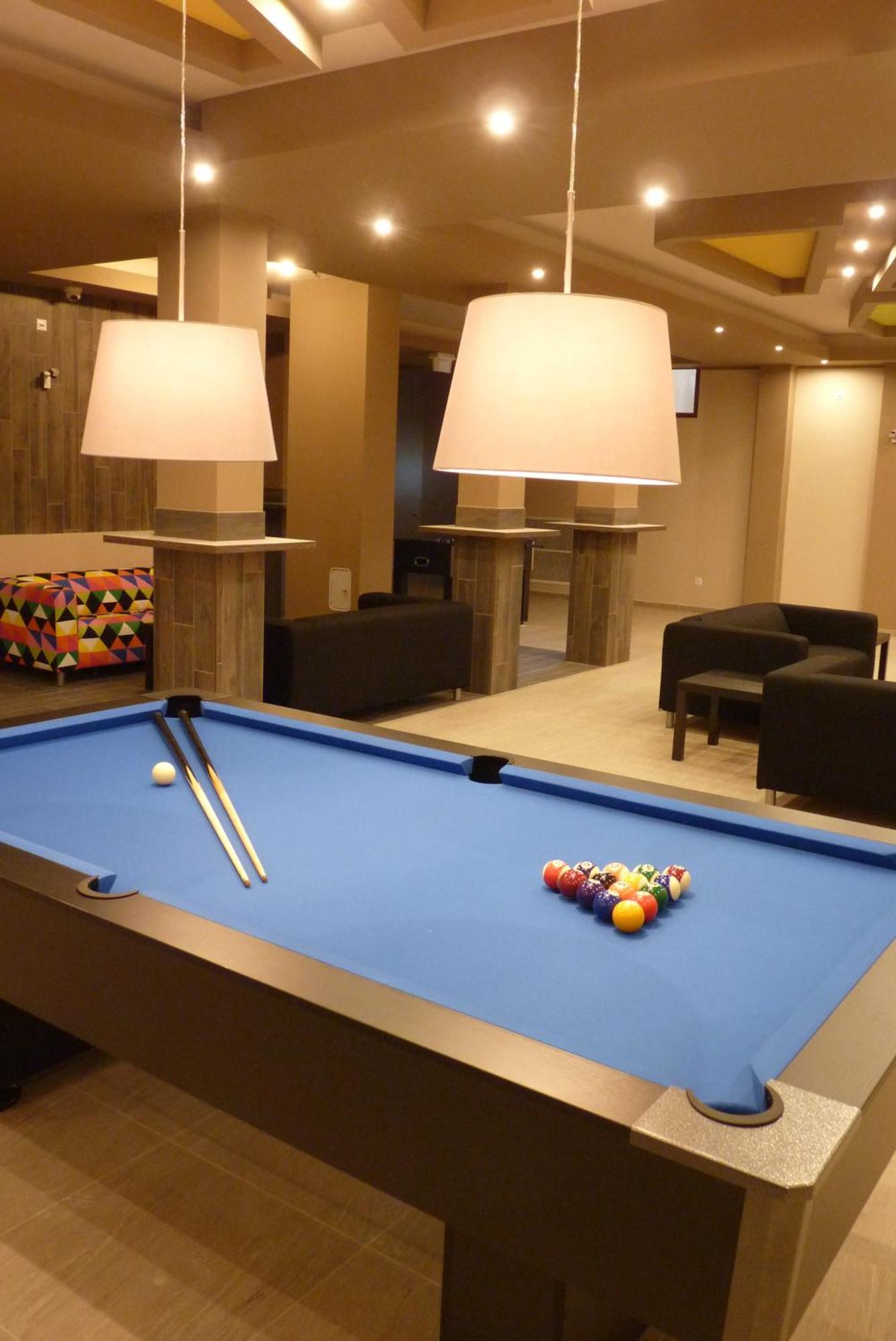 Tiszakécske Parton Hotel & Bowling מראה חיצוני תמונה
